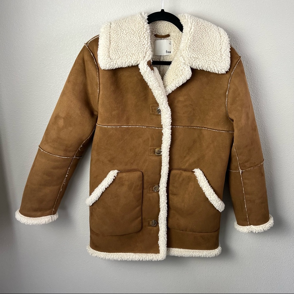 • Wilfred Free Aritzia • Ranch Jacket Faux Suede Sherpa